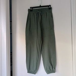 Old Navy women’s petite XS olive green joggers